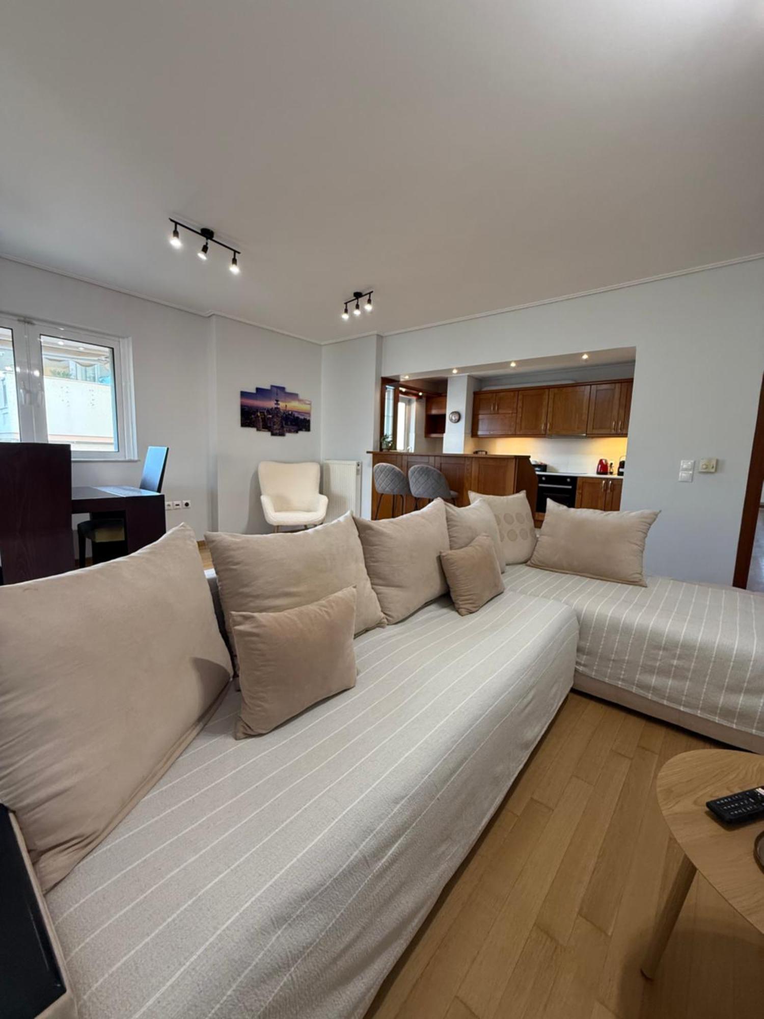 Luxury Apartment Elliniko Athene Buitenkant foto