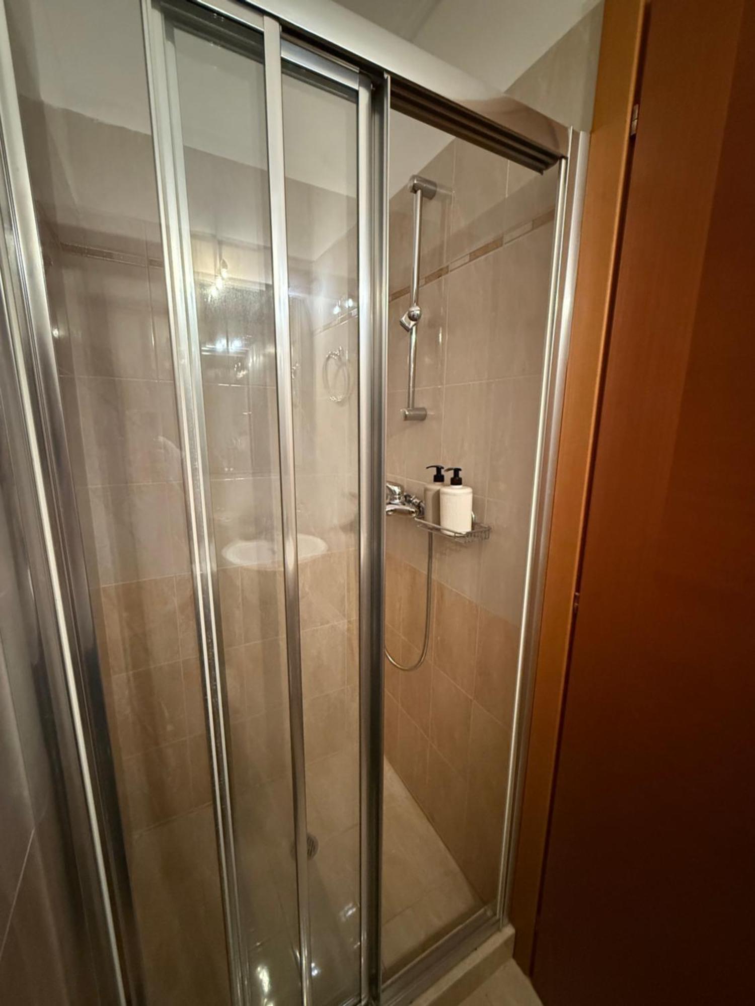 Luxury Apartment Elliniko Athene Buitenkant foto